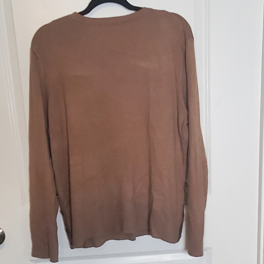 Sweater - Picture 2 of 4